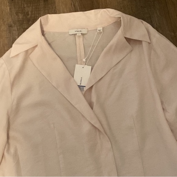 NWT Vince. Fitted Long Sleeve Blouse- Size Large - Picture 7 of 7